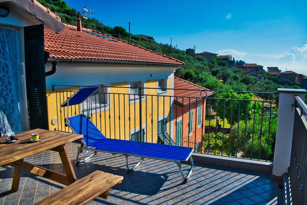 Casa Di Claudia Apartment Arnasco Exterior photo