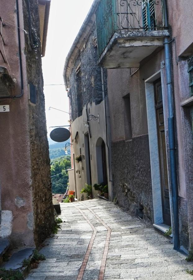 Casa Di Claudia Apartment Arnasco Exterior photo